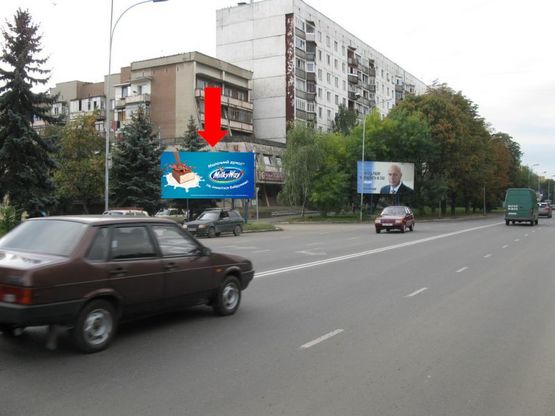 Фото рекламной плоскости по адресу Минайская ул. / ул. Пестеля, возле ювелирного магазина “Самоцветы”