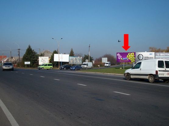 Фото рекламной плоскости по адресу вьезд в город со стороны Мукачево, начало ул. Гагарина Ю.