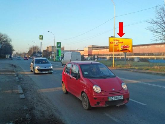 Фото рекламной плоскости по адресу Гагарина ул. - ул. Мартина (бывш. Парижской коммуны), возле АЗС Окко, в центр