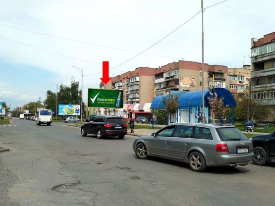 Фото рекламной плоскости по адресу Легоцкого ул., 7, в сторону ул. Капушанская