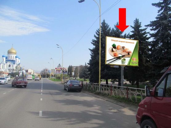 Фото рекламной плоскости по адресу Минайская ул. / пл. Кирилла и Мефодия, возле отеля "Закарпатье-Интурист", в центр