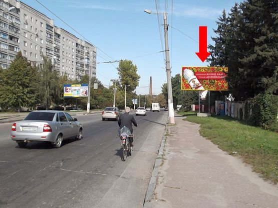 Фото рекламной плоскости по адресу Покровская ул. (бывш. ул. Щорса) ул., 112, возле АЗС "Народна"