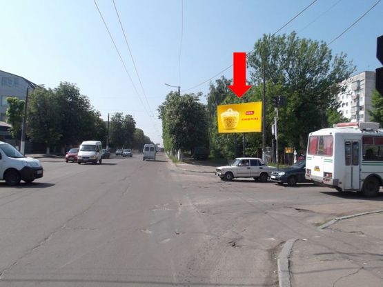 Фото рекламной плоскости по адресу Витрука ул. / ул. Т. Шевченко, на светофоре