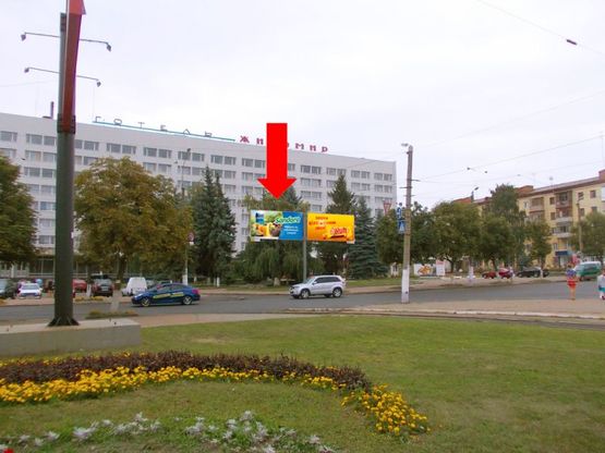 Фото рекламной плоскости по адресу Победы пл., 6, возле гостиницы "Житомир", центр города, левый