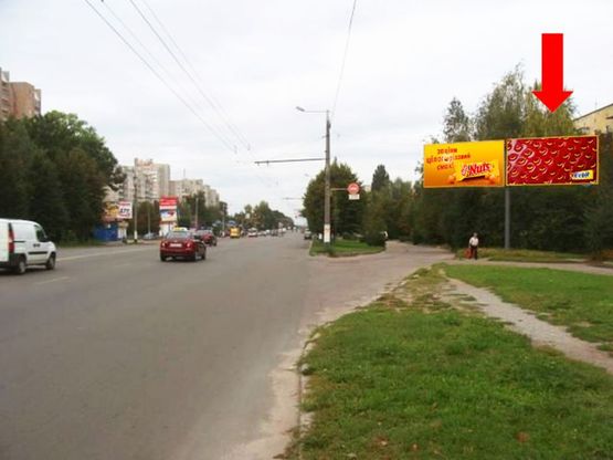 Фото рекламной плоскости по адресу Мира пр., 6, возле Дома Торговли "Есфирь", правый