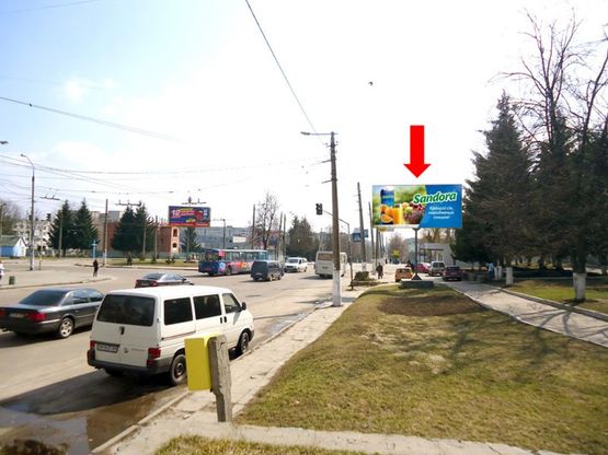 Фото рекламної площини за адресою Витрука ул.  / ул. Циолковского, Полевая пл., из центра