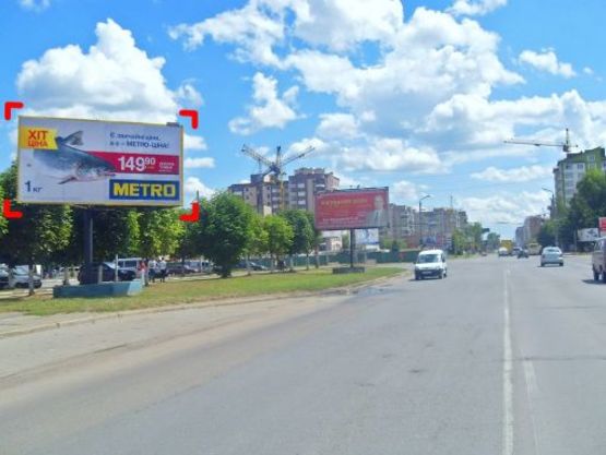 Фото рекламной плоскости по адресу вул. Надрічна (навпроти супермаркету "Велес")
