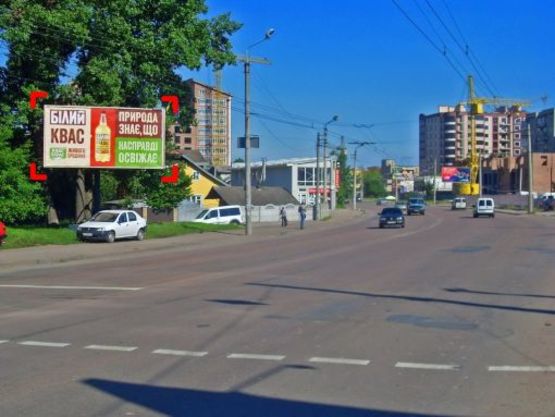 Фото рекламной плоскости по адресу вул. Івасюка, 24