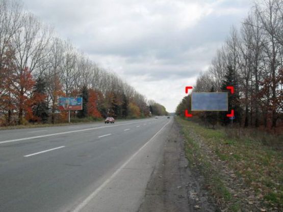 Фото рекламної площини за адресою с.Тисмениця  (поряд готель " княжий Двір")