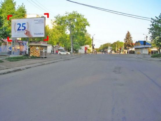 Фото рекламной плоскости по адресу вул. В. Великого (біля буд. 24)