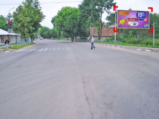 Фото рекламной плоскости по адресу вул. Стрийська, 393 – Раневицька