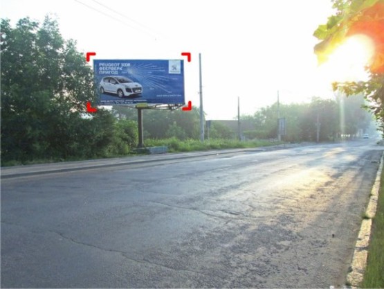 Фото рекламной плоскости по адресу вул. Хотинська – Калинівська (біля буд. 75)