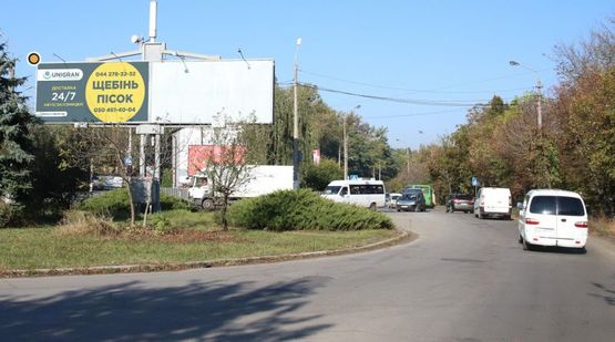Фото рекламной плоскости по адресу Измайловская ул / Московской Олимпиады ул, левый, в центр