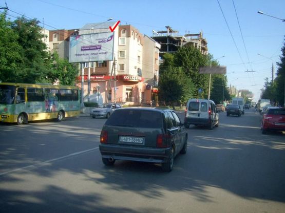 Фото рекламной плоскости по адресу Полетаева ул / Главная ул, в центр