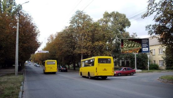 Фото рекламной плоскости по адресу Смелянская ул. / Крупской ул.      