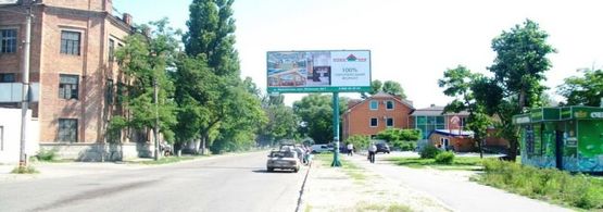 Фото рекламной плоскости по адресу ул. Первомайская-Леонова-Ярмарочная ("Пит-Стоп")