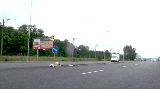 Фото рекламної площини за адресою Новообуховское шоссе,  21км 250м, 50м  за мостом через р. Сиверка, из Киева