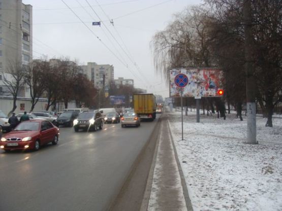 Фото рекламной плоскости по адресу Гетьмана Мазепы ул. / Орлика ул.