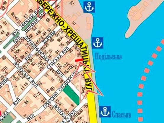 Схема рекламной плоскости по адресу Набережно-Крещатицкая ул., 29 перед новым мостом , на Подол