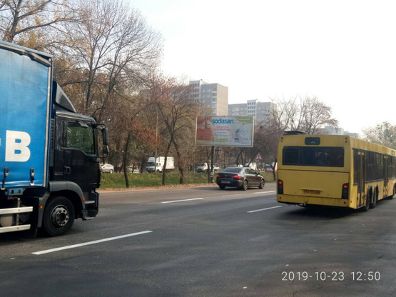 Схема рекламної площини за адресою Окружная дорога (на разделителе) возле ТЦ ЭПИЦЕНТР