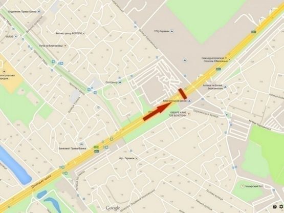 Схема рекламної площини за адресою Донецьке шосе - ринок "Березинський" ТЦ" Караван", з центру, призма/Донецкое шоссе - рынок "Березинский" ТЦ" Караван", из центра, призма