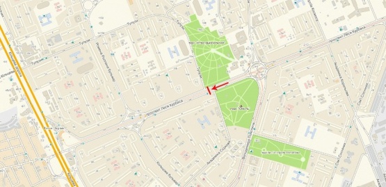 Схема рекламной плоскости по адресу Мост пешеходный через линию скоростного трамвая возле кинотеатра "Лейпциг" из центра