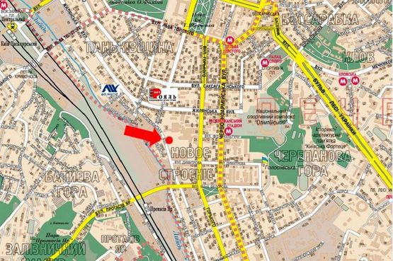 Схема рекламної площини за адресою Короленковская ул., на светофоре, заезд в "Мегамаркет", кинотеатр "Батерфляй", в сторону Федорова ул.