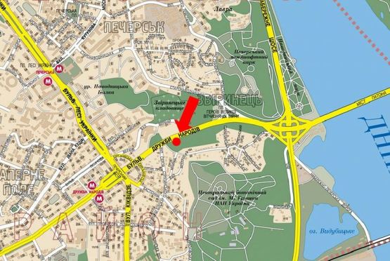 Схема рекламной плоскости по адресу Дружбы Народов бул. / Героев ВОВ пл., в центр