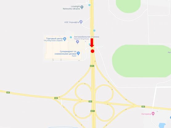 Схема рекламной плоскости по адресу Стрыйская ул., 30, разделитель, ТРЦ "King Cross", супермаркетов "Ашан", "Фокстрот", "Эпицентр", из центра