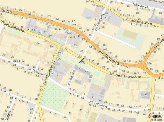 Схема рекламної площини за адресою вул. Незалежності, центр міста, вхід біля Універмагу, Ексім банку, напроти продуктового магазину, масове скупчення людей