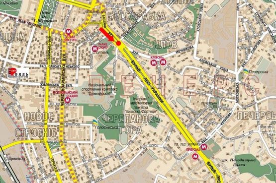 Схема рекламной плоскости по адресу Бассейная ул. / Госпитальная ул. / Украинки бул., на светофоре, в сторону Госпитальная ул.