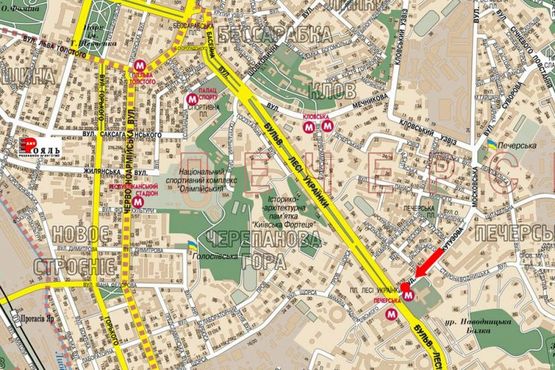 Схема рекламної площини за адресою Алмазова ул. (бывш. Кутузова ул.), 16/19, разделитель, ст. м. "Печерская", магазин "Антошка"