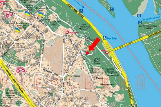 Схема рекламной плоскости по адресу Славы пл., 13, в сторону Мазепы ул.