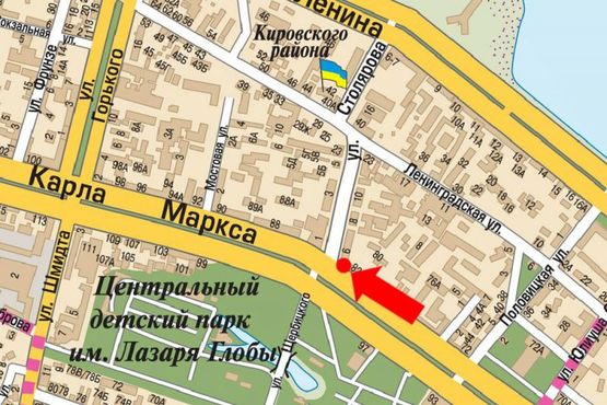 Схема рекламної площини за адресою Яворницкого пр. (бывш. Маркса пр.) / Столярова ул., кинотеатр "Родина"