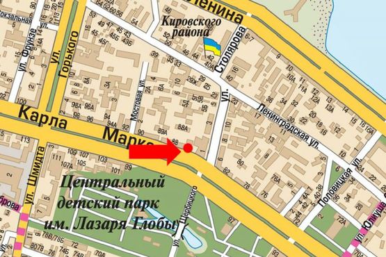 Схема рекламної площини за адресою Яворницкого пр. (бывш. Маркса пр.), 88, магазин "Ессо"