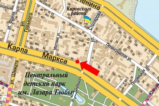 Схема рекламной плоскости по адресу Яворницкого пр. (бывш. Маркса пр.), 88, магазин "Ессо"