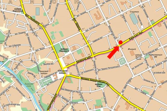 Схема рекламної площини за адресою Киевская ул., 39 / Небесной сотни ул. (бывш. ул. Московская), возле ЦУМа, магазина "Плато", на светофоре