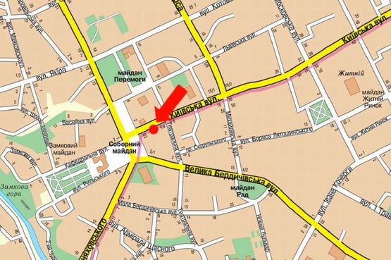 Схема рекламної площини за адресою Киевская ул., 4, возле костела, напротив гостиницы "Украина", Укрсиббанка