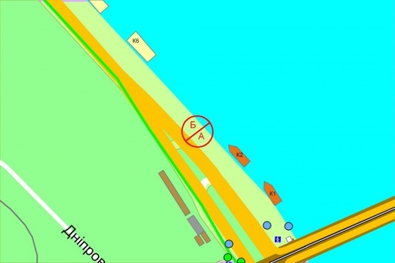 Схема рекламної площини за адресою Набережное шоссе, 25(М) "Днепр" (300м  от съезда с моста Метро в центр, за эстакадой)