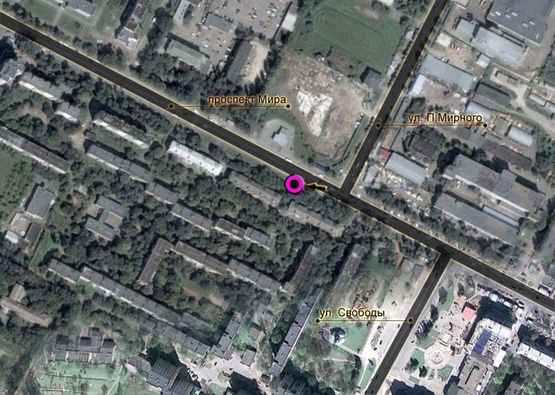 Схема рекламной плоскости по адресу проспект Миру - вул.П.Мирного. неподалік: АЗС "ОККО", зупинка, ринок, "Фокстрот" (в центр)