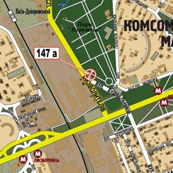 Схема рекламної площини за адресою Освободителей просп. - ул. Строителей (парк "Победа", поворот с ул. Строителей на просп. Освободителей)