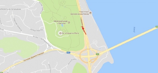 Схема рекламной плоскости по адресу Набережное шоссе, 200м от моста Патона, в направлении моста Метро, левая