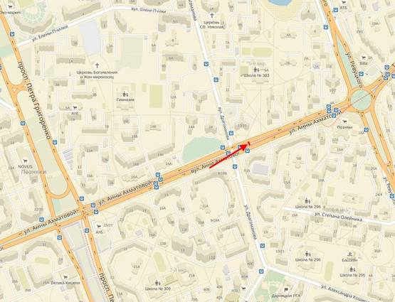 Схема рекламної площини за адресою Ахматовой вул., / Драгоманова вул., 13/10