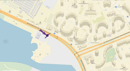 Схема рекламной плоскости по адресу Днепровская Набережная, напротив суп-та "Новус", на светофоре,направление на пр. Бажана