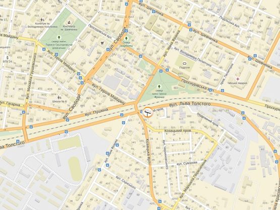 Схема рекламной плоскости по адресу перехрестя вул.Толстого - вул.І.Франка. неподалік: зупинка, декілька магазинів автозапчастин, приватна забудова (в центр)