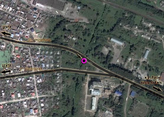 Схема рекламної площини за адресою перехрестя вул.Чорновола - вул.Пілотська. неподалік: шиномонтаж, мийка, приватна забудова (від центру)