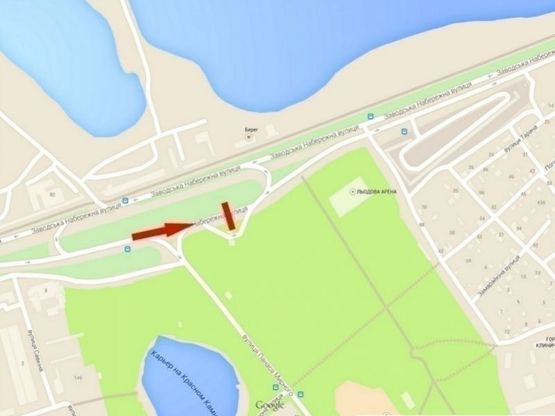 Схема рекламной плоскости по адресу вул. Наб. Заводська, розподілювач," Льодова арена", в центр/ул. Наб. Заводская, разделитель, Ледовая арена, в центр