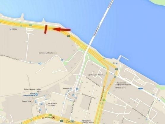 Схема рекламної площини за адресою вул. Наб. Заводська, за залізничним мостом, з центру /ул. Наб. Заводская, за ж/д мостом, из центра, поток движения от Амурского к Кайдакскому мосту