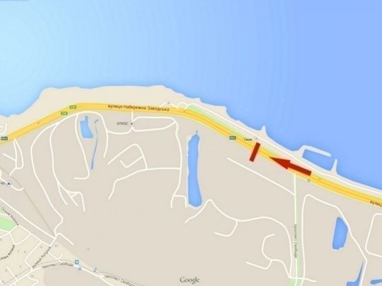 Схема рекламної площини за адресою вул. Наб. Заводська, напроти кафе "Смак", з центру/ул. Наб. Заводская, напротив кафе "Смак", из центра, поток движения от Амурского к Кайдакскому мосту