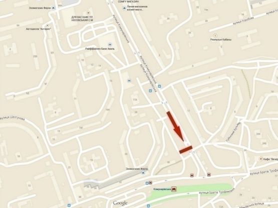 Схема рекламной плоскости по адресу вул. Юрія Кондратюка, 32, автомийка /ул. Коммунаровская, 32, автомойка, McDonald's, станция метро Покровская, рынок